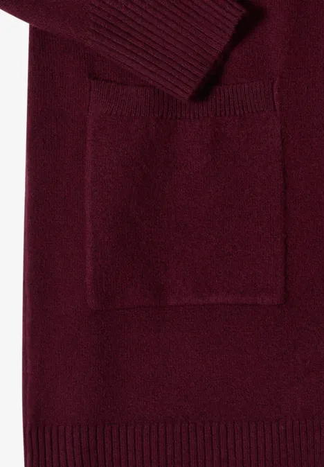 Cardigan long à la coupe ample red wine Pull tricoté bordeaux avec poche plaquée et finitions côtelées.