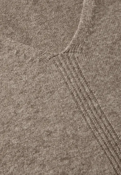 Kuscheliger V-Neck Pullover dark taupe melange