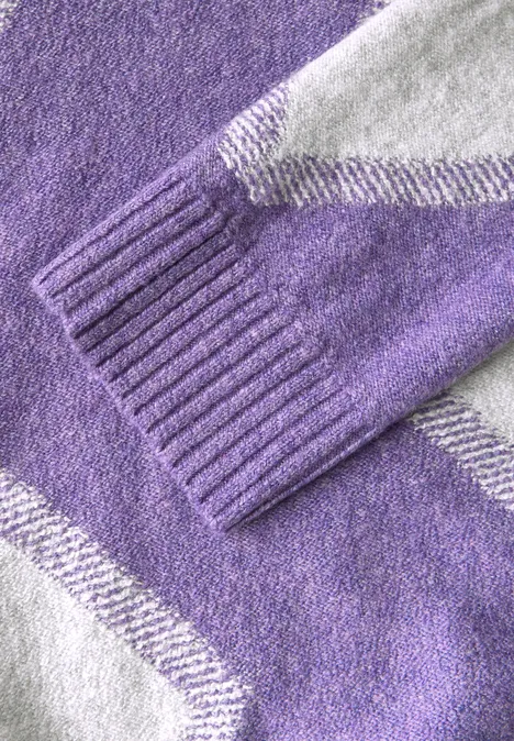 Gemusterter Pullover lilac melange