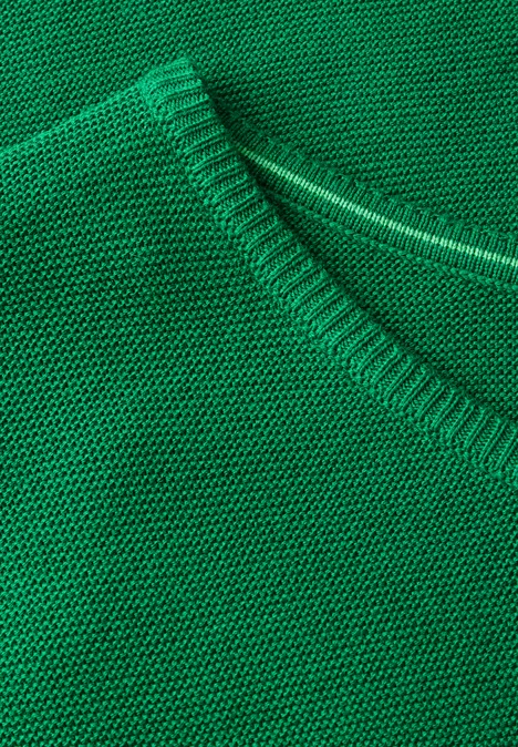 Pull structuré garden green