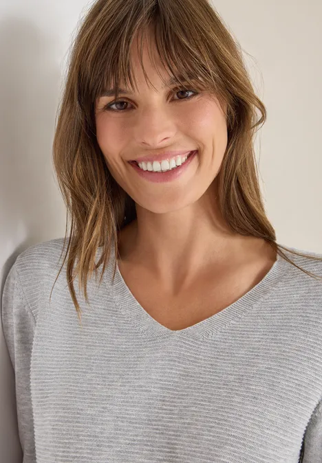 V-Neck Pullover heather silver chalk melange