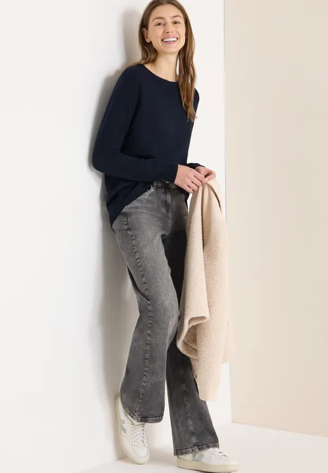 Doux pull-over en couleur unie universal blue