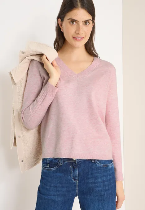 Pull douillet à col en V null