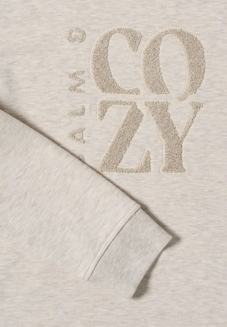 Pull avec broderie null