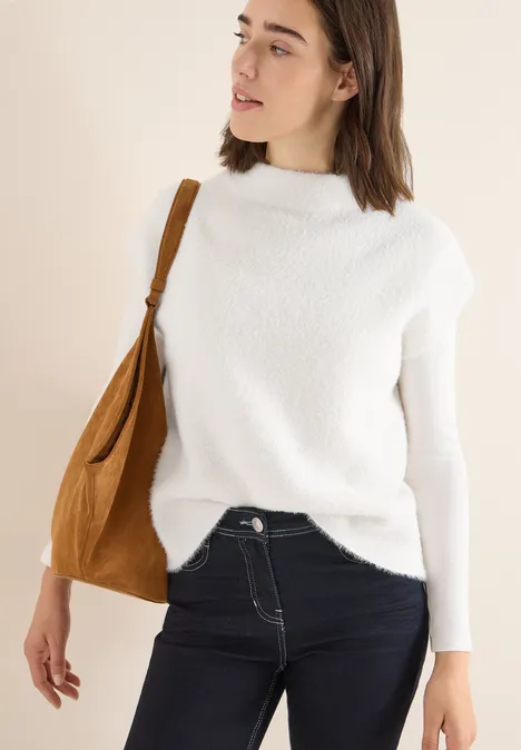 Tweekleurige trui van verengaren light greige Tweekleurige trui van verengaren light greige