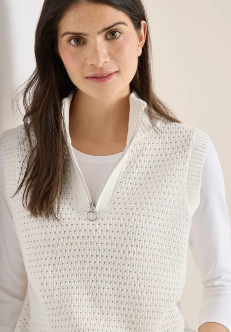 Gehaakt vest raw sand beige