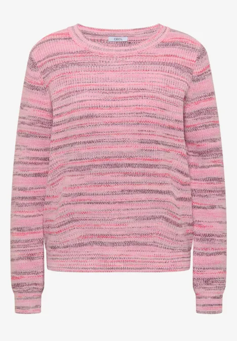 Pull tricoté rayé rose à col rond et manches longues.