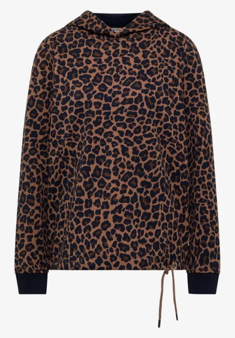 Sweat à capuche brun à motif léopard noir, poches kangourou, cordon de serrage et poignets côtelés.