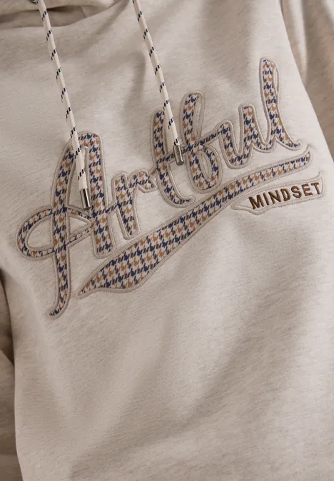 Sweatshirt mit Kapuze und Artwork light cashmere beige melange Beiger Kapuzenpullover mit gesticktem 'Artful Mindset'-Schriftzug.