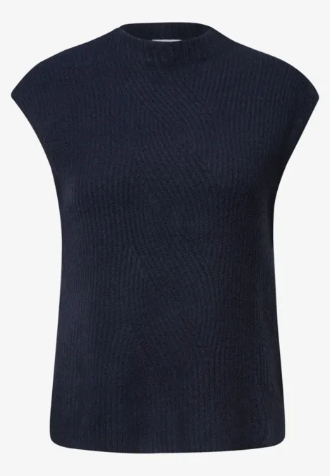 Ärmelloses, dunkelblaues, geripptes Strickoberteil.