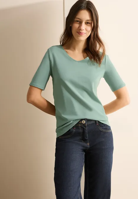 V-Neck T-Shirt matcha green