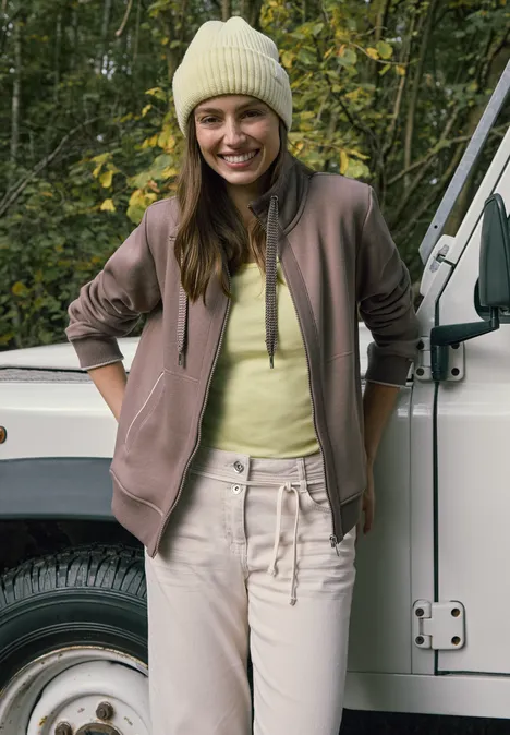 Basic shirt in effen kleur iced yellow Basic shirt in effen kleur iced yellow