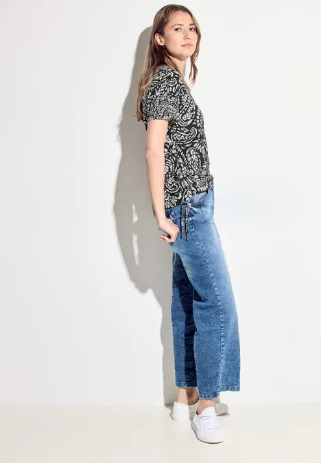 Paisley Print T-Shirt Black Paisley Print T-Shirt Black