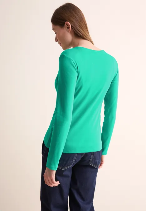 Shirt mit V-Ausschnitt aventurine green