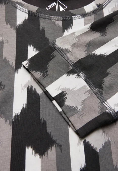 Shirt mit grafischem Print Black