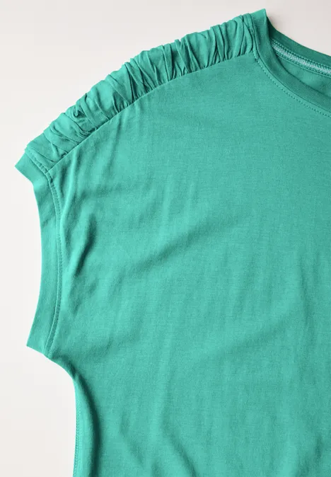 T-Shirt mit Raffung agave green