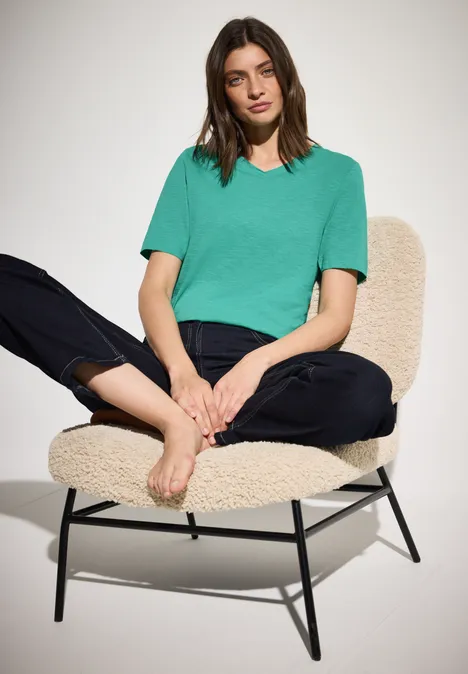 Basic V-Neck T-Shirt agave green
