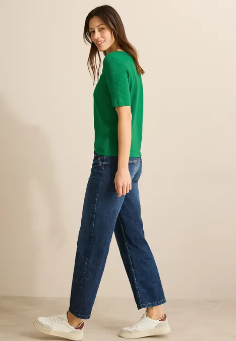 Basic V-Neck T-Shirt garden green