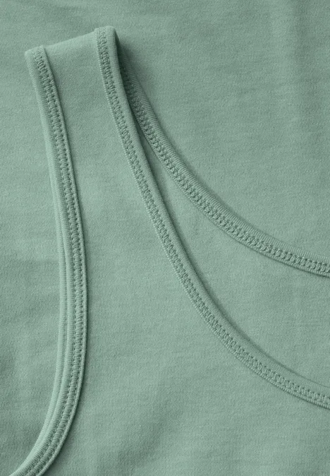 Basic Top matcha green