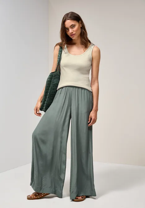 Top de base light beige