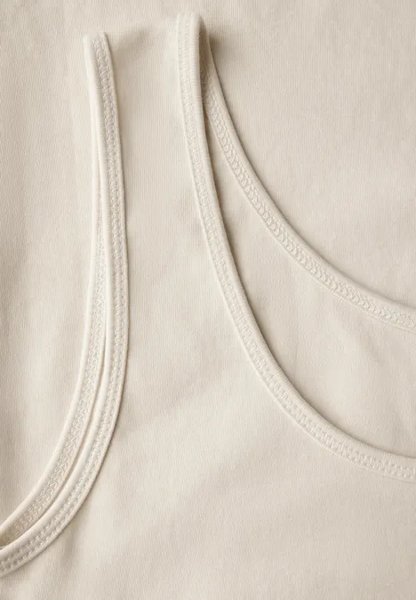 Top de base light beige