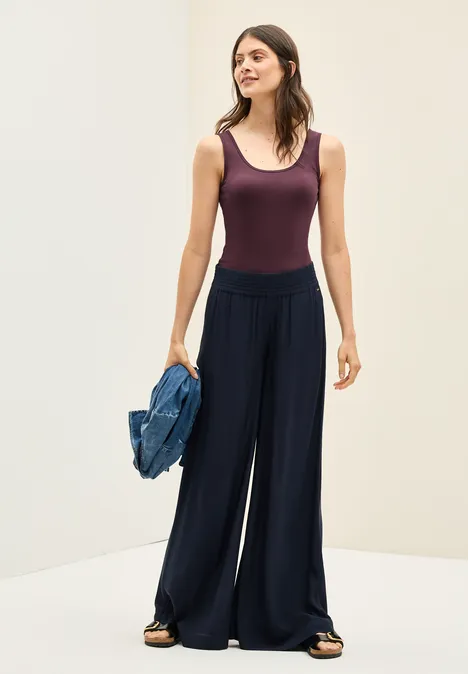 Top de base mulberry red