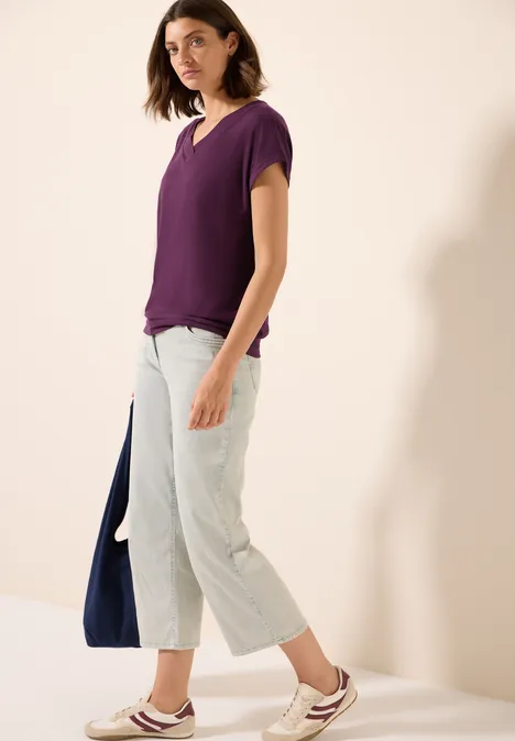 V-Neck T-Shirt deep berry