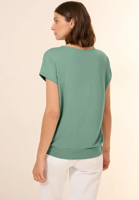 V-Neck T-Shirt matcha green