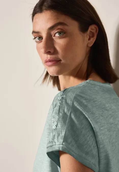 T-Shirt mit Knopfdetail dark balmy khaki