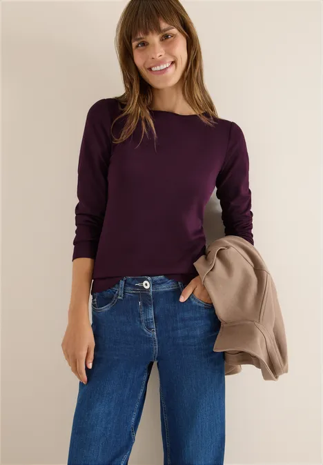 T-shirt avec encolure en U eggplant red