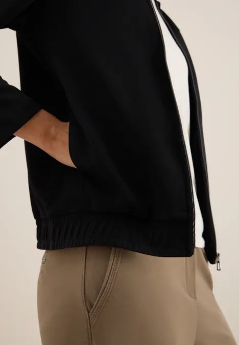 Leichte Jacke Black