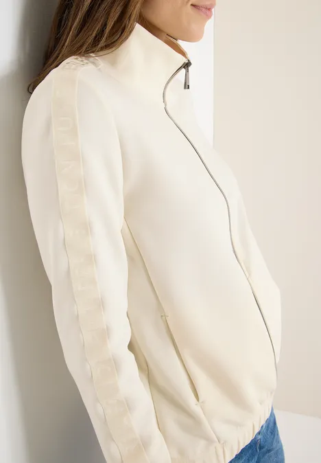 Softe Jacke mit Tapedetail creamy white Softe Jacke mit Tapedetail creamy white