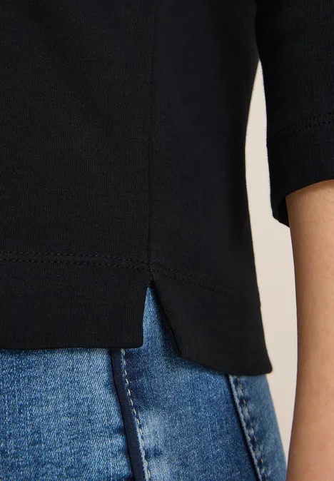 Shirt mit Wording Black