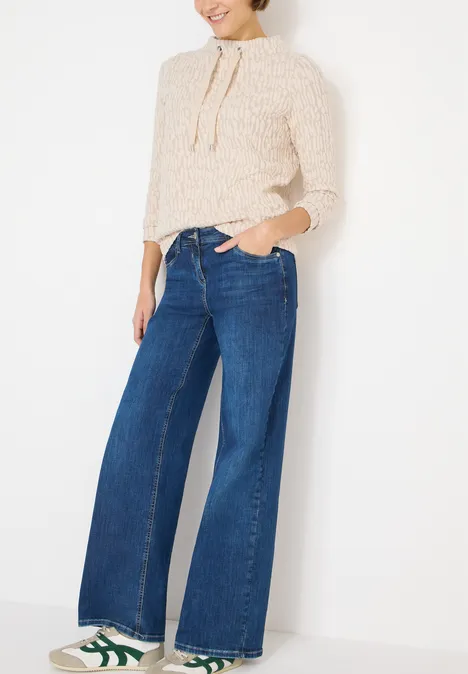 Jacquard Funnel Neck Shirt pearl beige