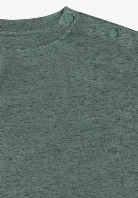 Gemêleerd groen babyshirt met twee drukknopen op de schouder