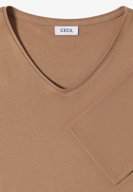 Basic T-Shirt aus Baumwolle creamy mocha Beigefarbenes T-Shirt mit V-Ausschnitt und 'CECIL'-Label am Kragen.