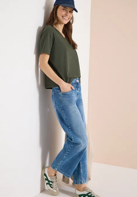 T-shirt basique avec col en V khaki