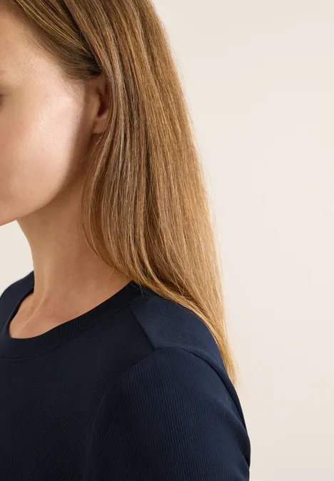 Geribd overhemd in effen kleur universal blue Geribd overhemd in effen kleur universal blue