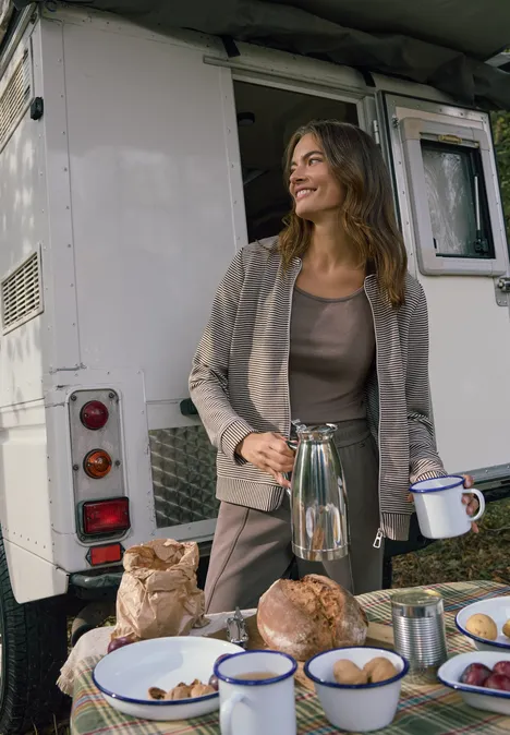 Gestreifte Jacke urban taupe