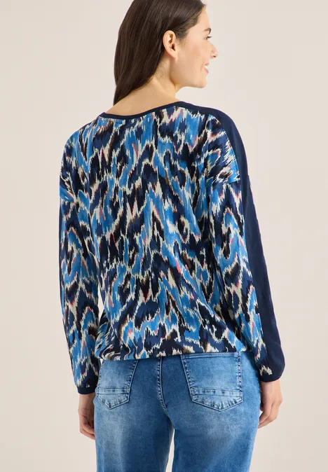 Gemustertes Shirt mit Tape universal blue Gemustertes Shirt mit Tape universal blue