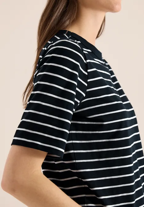 T-shirt à rayures universal blue T-shirt à rayures universal blue