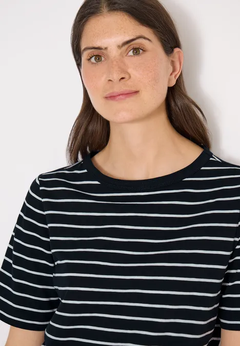 T-shirt à rayures universal blue T-shirt à rayures universal blue