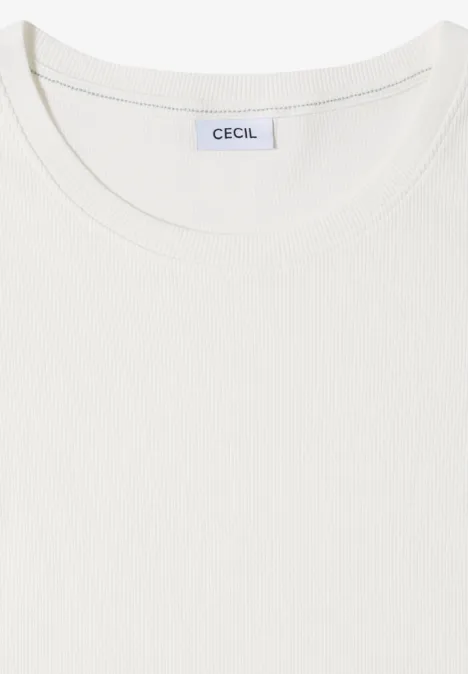 Basic geribd Shirt vanilla white Wit, eenvoudig T-shirt met ronde hals, CECIL-label zichtbaar, keurig opgevouwen.