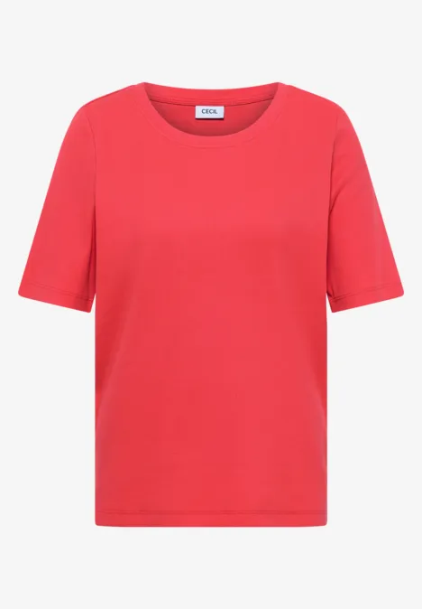 Basic Shirt met geribde textuur coral Eenvoudig rood T-shirt met korte mouwen voor een neutrale achtergrond.