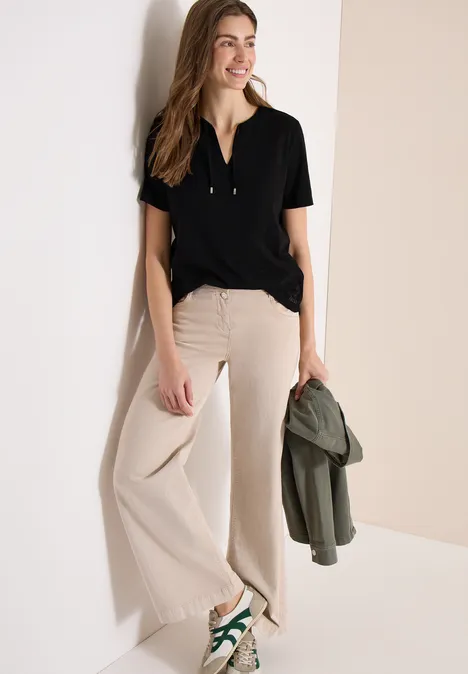 Kurzarm Shirt mit Split Neck Black