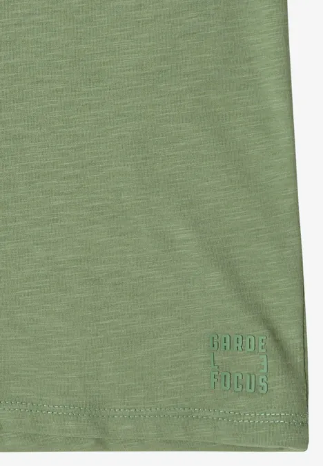 Hellgrünes T-Shirt mit dezentem 'Nerd Focus'-Schriftzug am Saum