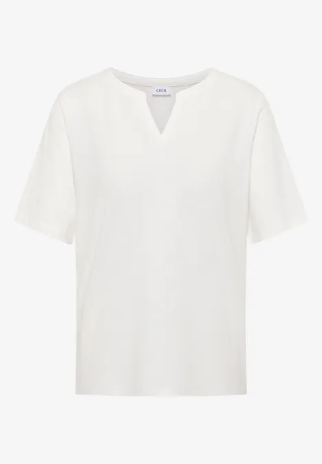 Ein schlichtes weißes T-Shirt mit kurzen Ärmeln und kleinem V-Ausschnitt.
