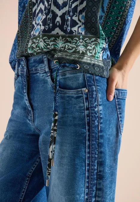 T-shirt à col rond et imprimé patchwork universal blue