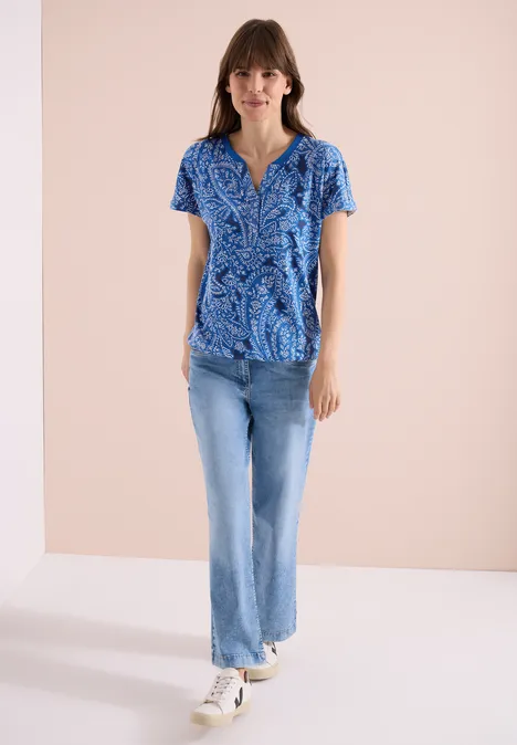 Shirt met gespleten hals en paisleypatroon universal blue Shirt met gespleten hals en paisleypatroon universal blue