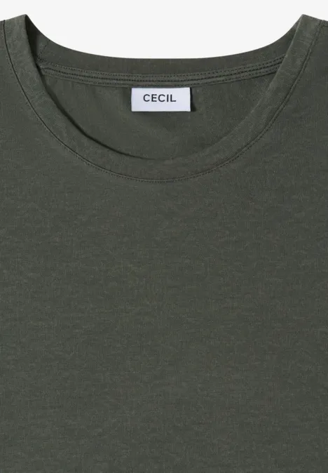Schlichtes olivgrünes T-Shirt mit Rundhalsausschnitt und CECIL-Label am Kragen.